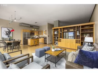 Photo #3: 22284778 Listing 