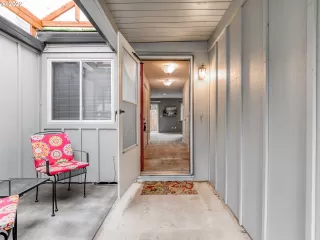 Photo #3: 22284798 Listing