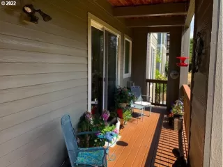 Photo #2: 22285244 Listing