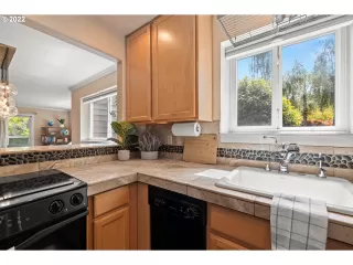 Photo #2: 22285335 Listing