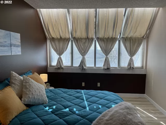 MLS: 22286208 Condo For Sale
