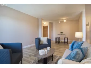 Photo #3: 22286208 Listing