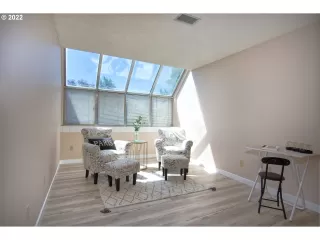Photo #6: 22286208 Listing