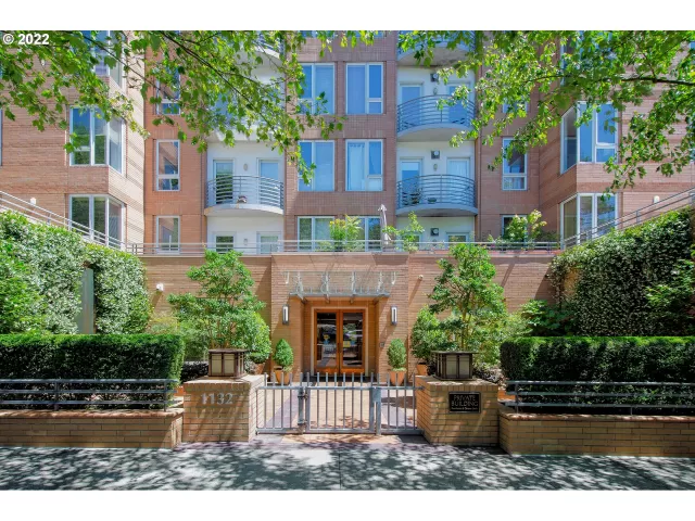 MLS: 22286231 Condo For Sale