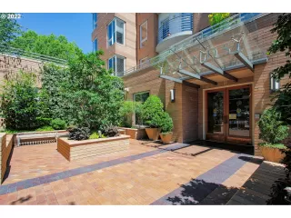 Photo #1: 22286231 Listing