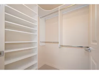 Photo #2: 22286231 Listing