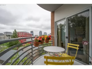 Photo #6: 22286231 Listing