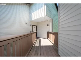 Photo #2: 22286276 Listing 