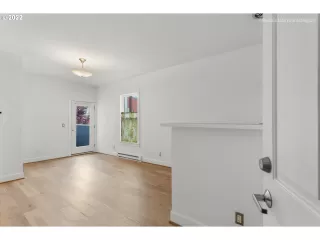 Photo #2: 22286313 Listing