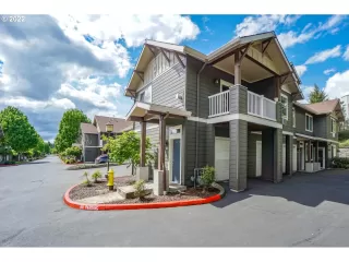 Photo #2: 22286348 Listing