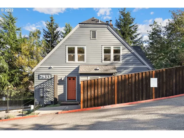 MLS: 22286518 Condo For Sale