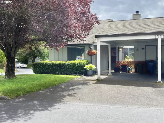 MLS: 22286701 Condo For Sale