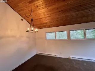 Photo #6: 22289038 Listing