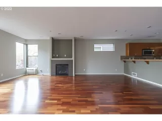 Photo #2: 22289485 Listing