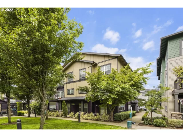 MLS: 22290367 Condo For Sale