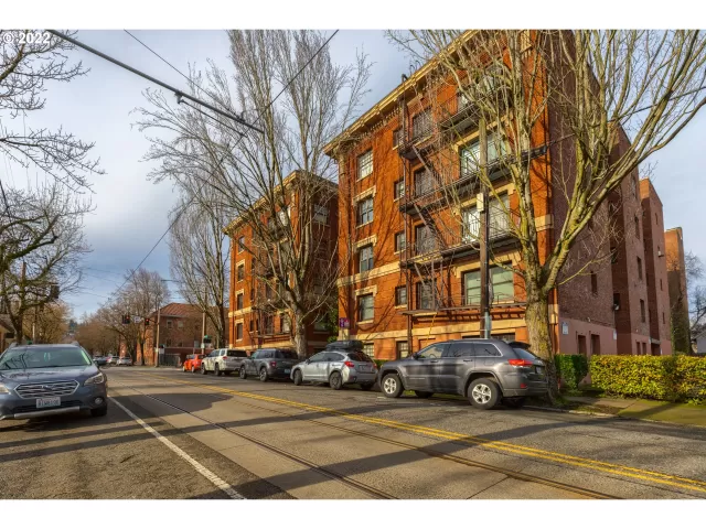 MLS: 22291920 Condo For Sale