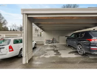 Photo #2: 22292599 Listing 