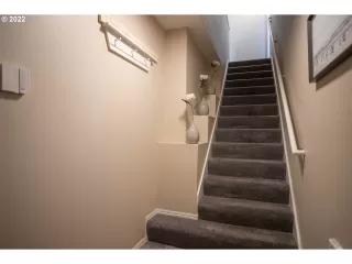 Photo #6: 22293358 Listing 