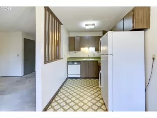 Photo #6: 22294319 Listing 