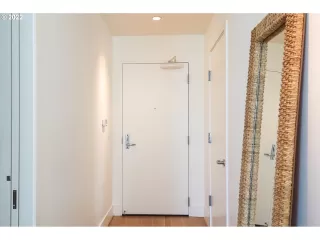 Photo #1: 22295301 Listing