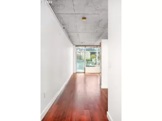 Photo #6: 22295701 Listing 