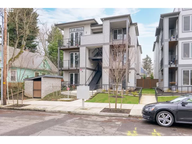 MLS: 22296136 Condo For Sale