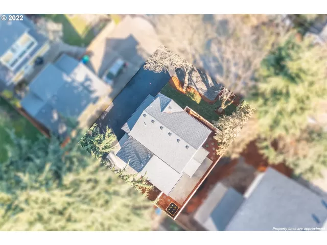 MLS: 22296150 Condo For Sale