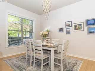 Photo #6: 22296991 Listing