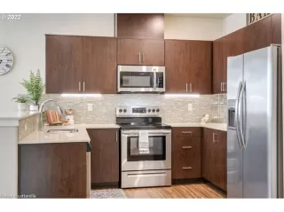 Photo #6: 22297209 Listing