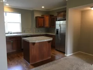 Photo #3: 22297552 Listing 