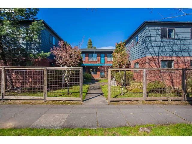 MLS: 22297566 Condo For Sale