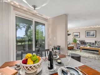 Photo #2: 22297820 Listing 