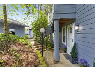 Photo #2: 22297891 Listing