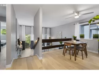 Photo #3: 22297891 Listing