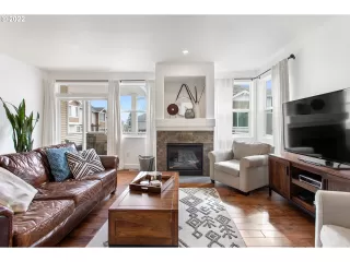 Photo #2: 22298503 Listing 