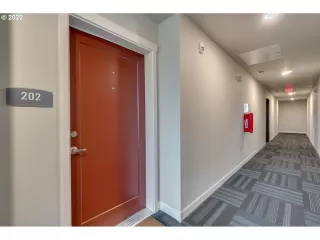 Photo #2: 22299894 Listing