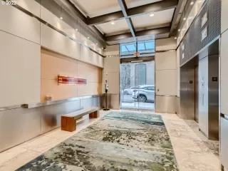 Photo #6: 22300067 Listing 