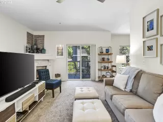 Photo #6: 22300868 Listing 