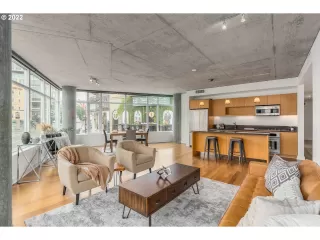 Photo #1: 22301874 Listing