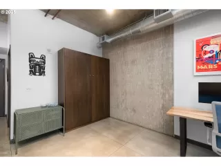 Photo #1: 223032705 Listing 