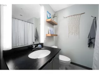 Photo #3: 223032705 Listing 