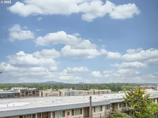 Photo #4: 22304285 Listing