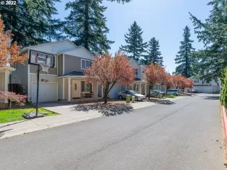 Photo #1: 22305173 Listing