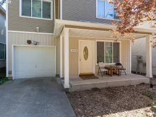 Photo #2: 22305173 Listing