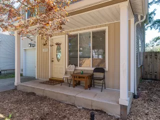 Photo #3: 22305173 Listing