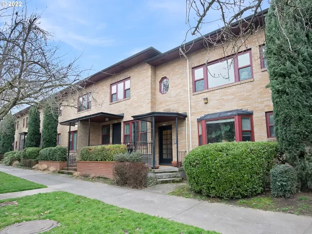 MLS: 22305431 Condo For Sale