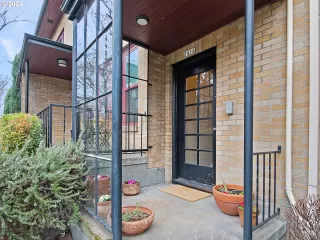 Photo #1: 22305431 Listing