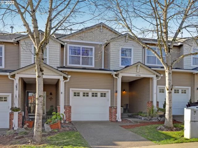 MLS: 22306305 Condo For Sale