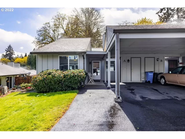 MLS: 22307229 Condo For Sale