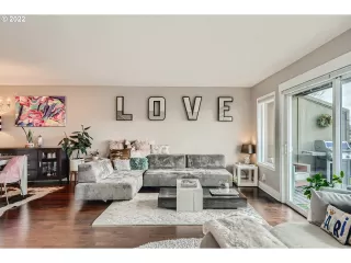 Photo #2: 22307490 Listing 